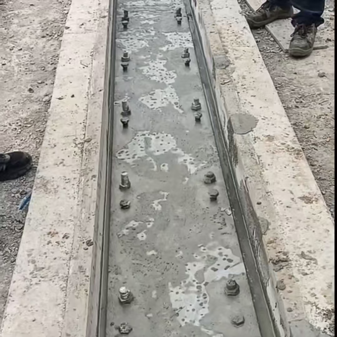 惠水港口码头起重机龙门吊重型机械设备稳固用早强快凝轨道胶泥